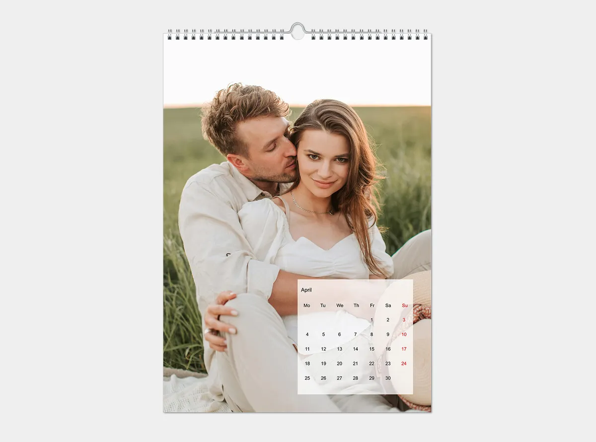A3 Wandkalender gestalten. Rote Converse Turnschuhe auf einer Blumenwiese.