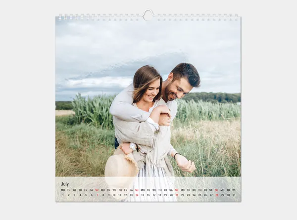 Echtfotokalender 30x30 cm online gestalten und bestellen